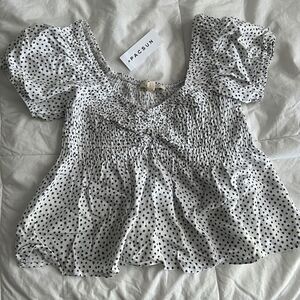 la hearts pacsun black and white puff short sleeve top